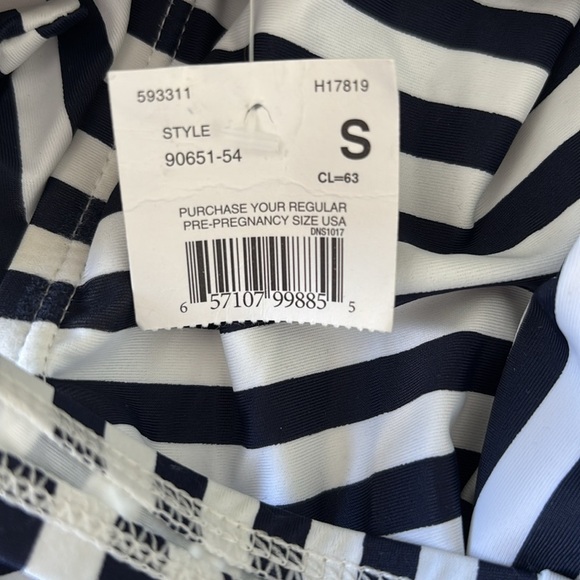 NWT! MOTHERHOOD, BEACH BUMP 2 Piece Striped Halter Maternity Tankini, Size Small - Picture 8 of 8